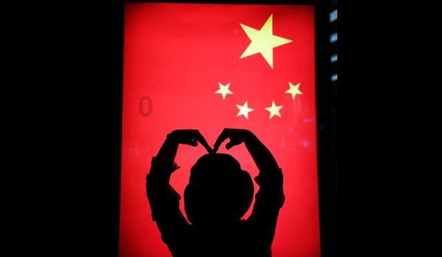 僵尸女友爱爬树